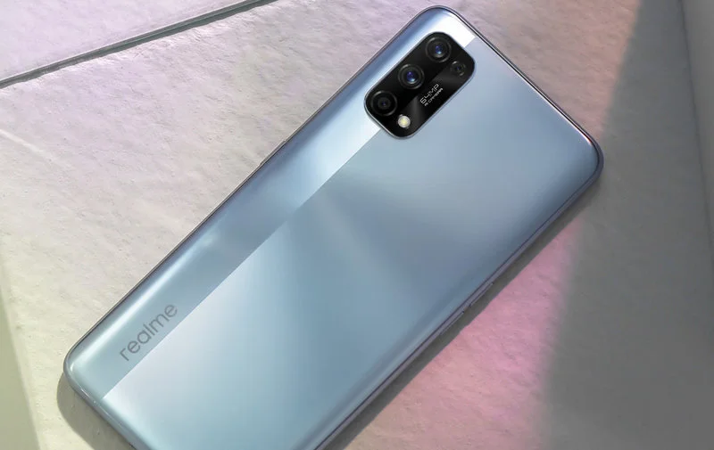 Realme 7 Pro trafia do sklepów. Kosztuje 1299 zł i jest niemal bezkonkurencyjny