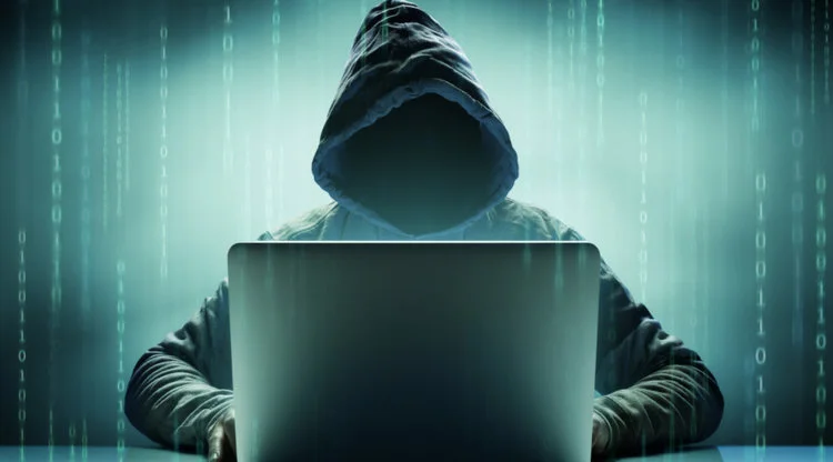 Polacy otrzymują maile z fałszywymi fakturami. Jak je rozpoznać?