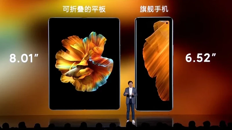 Mi MIX FOLD – premiera. Xiaomi wreszcie pokazało rozkładany smartfon