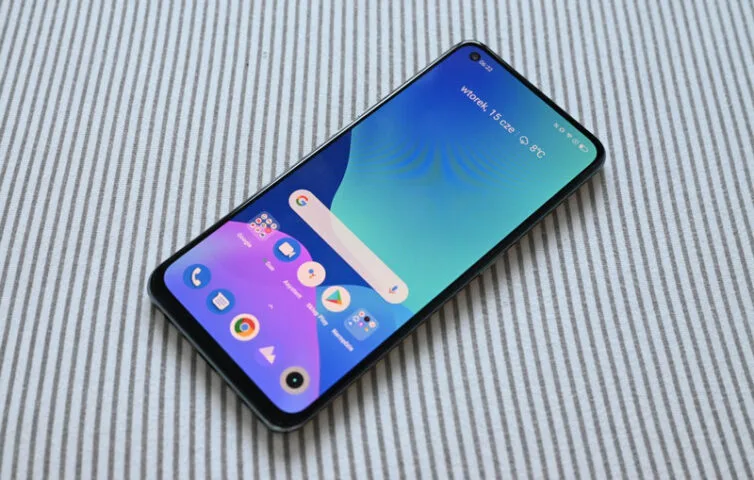 Deal! Smartfon z flagowym procesorem w rekordowo niskiej cenie na Allegro