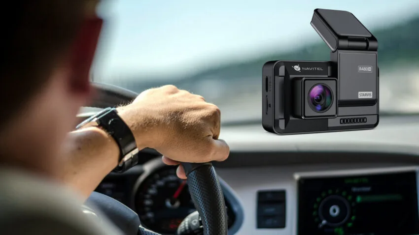 Wideorejestrator z dodatkową kamerką cofania w zestawie. Cena jest kusząca