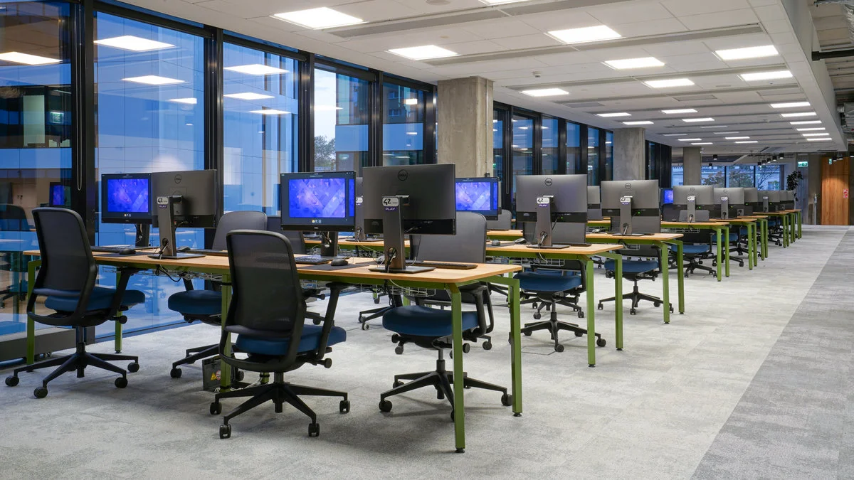 42 Warsaw – ruszyła darmowa akademia programowania