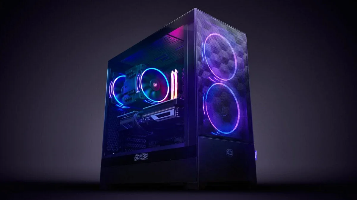 X-kom wprowadza nową odsłonę komputerów G4M3R. Co nowego?