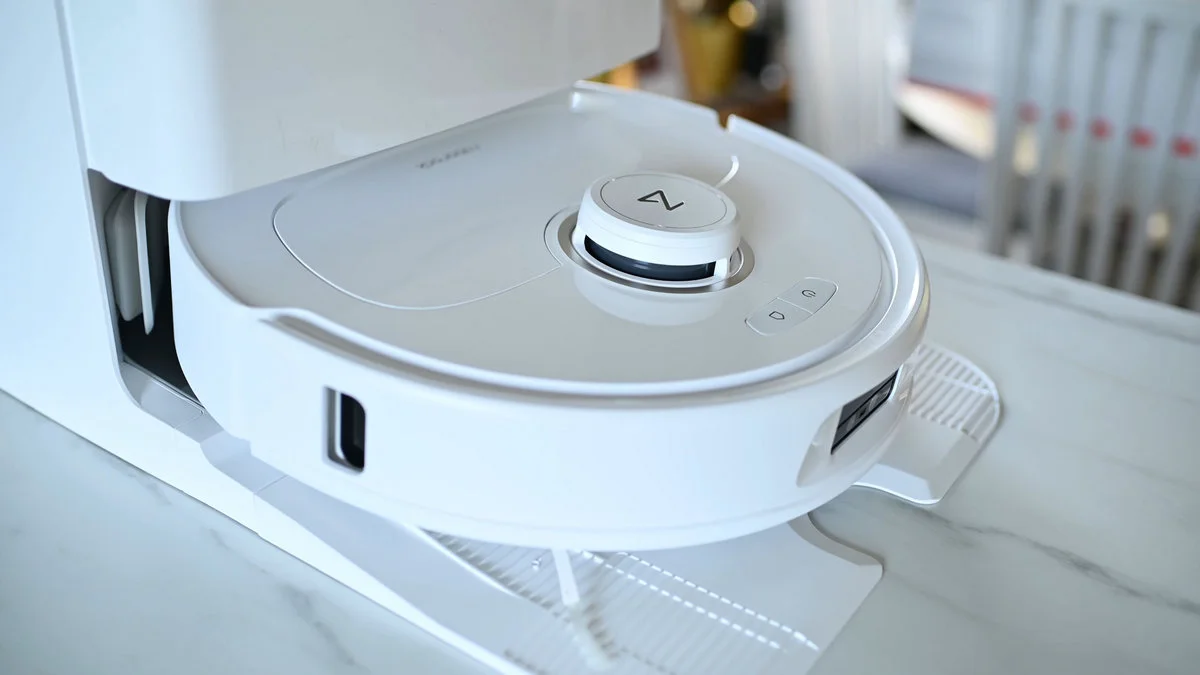 Roborock Qrevo Max w bazie