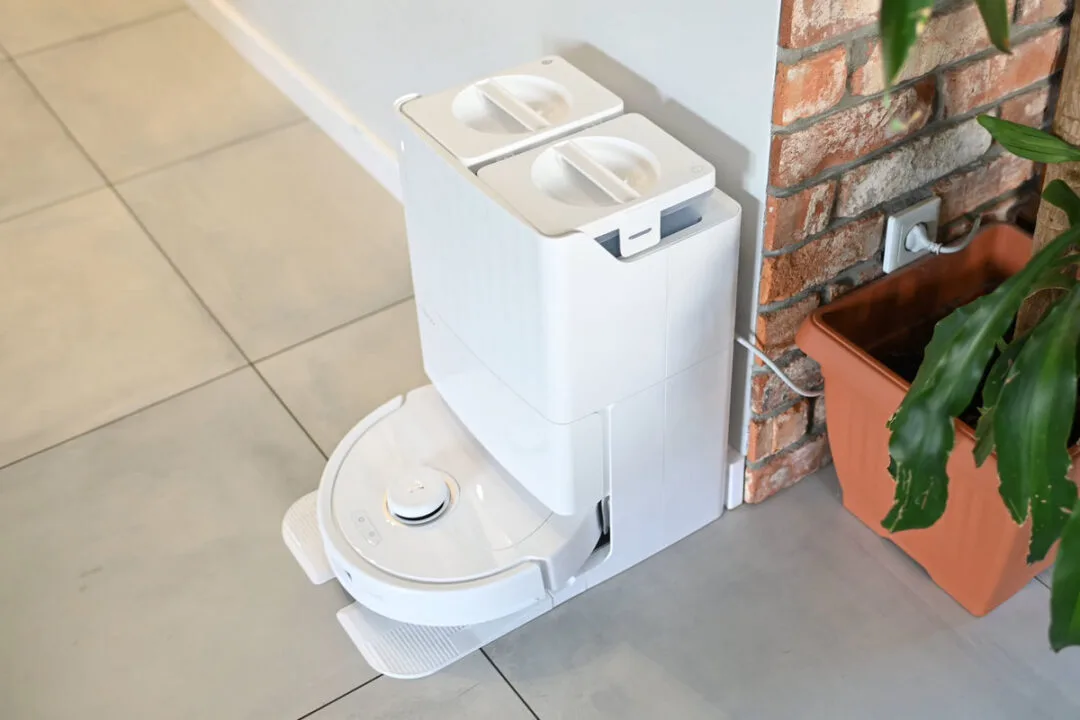 Roborock Qrevo Max gotowy do pracy