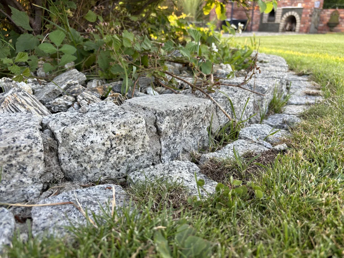 Obrzeże z kostki brukowej