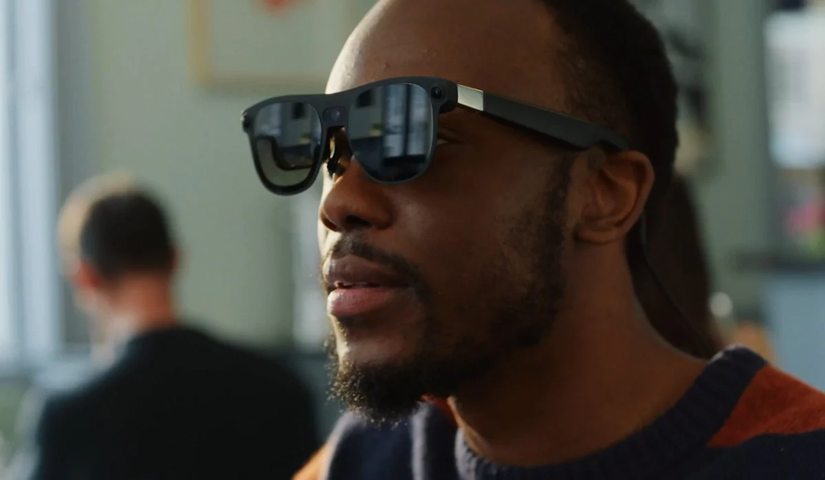 Ten gadżet pokona smartfony? Okulary Google z AI pojawią się w 2026 roku