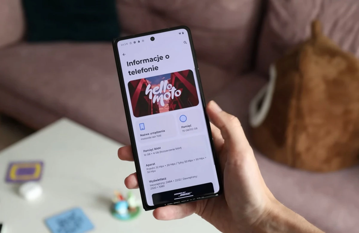 Motorola Razr Fold vs Galaxy Z Fold 7. Samsung powinien zacząć się obawiać?