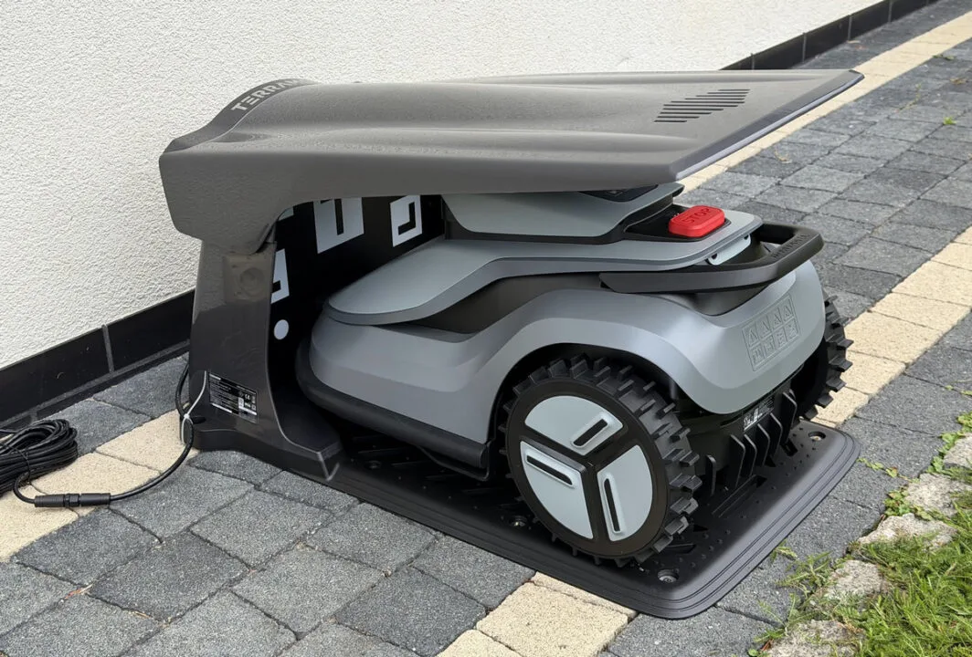 V1000