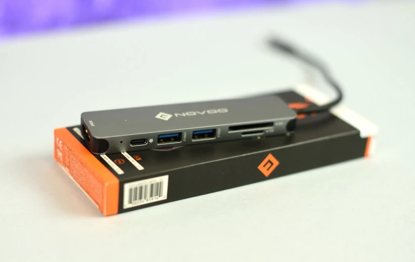 NOVOO USB-C Hub 6w1 04