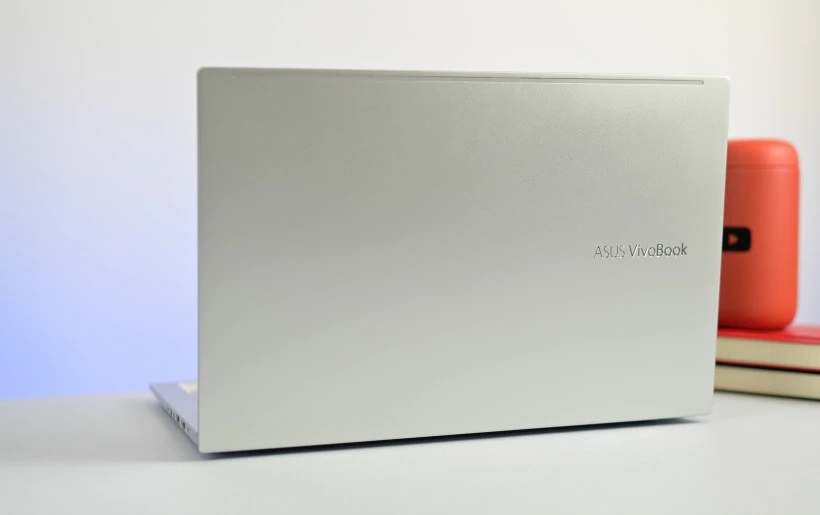 Asus VivoBook 15 K513 OLED 11