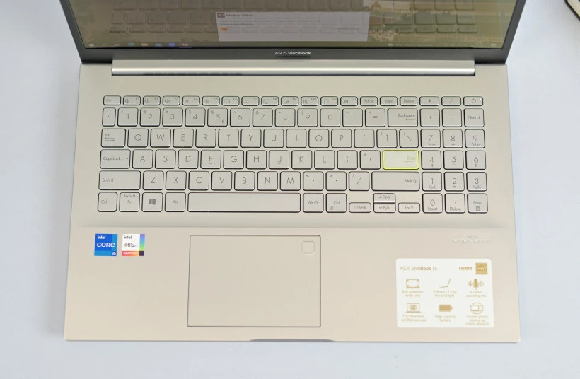 Asus VivoBook 15 K513 OLED 14