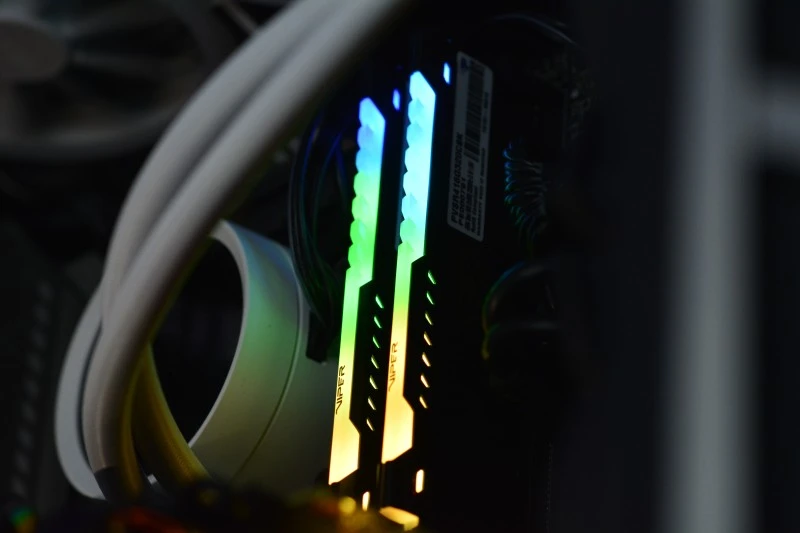 Patriot Viper Steel RGB recenzja 5