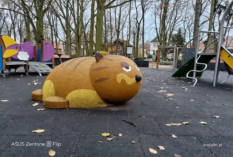 Test i porównanie ASUS ZenFone 8 i ZenFone 8 Flip