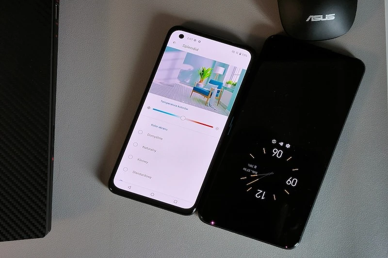 Test i porównanie ASUS ZenFone 8 i ZenFone 8 Flip