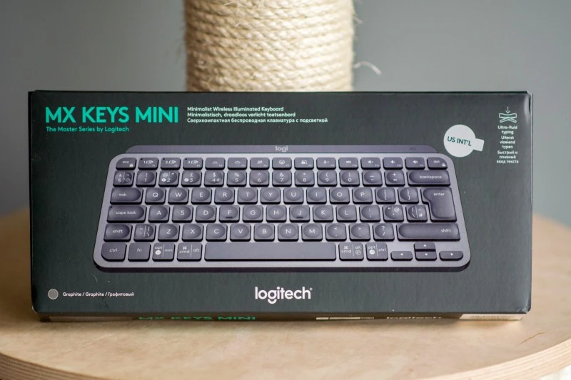 Logitech MX Keys 1