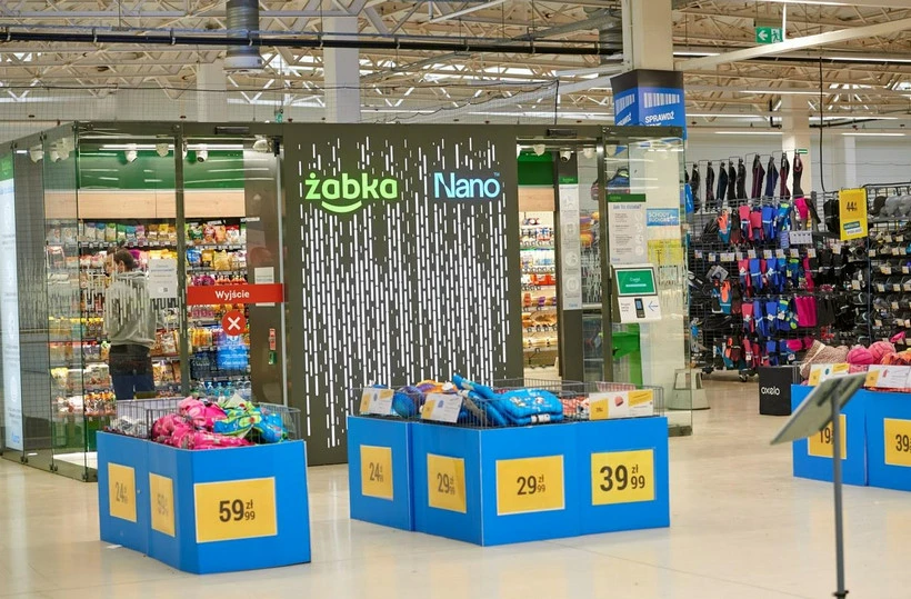 Żabka Nano otwarta w Decathlonie