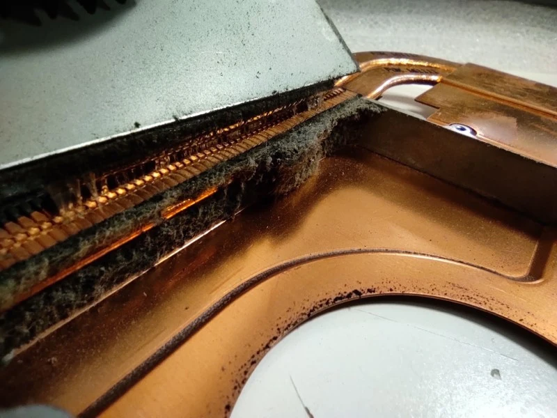 czyszczenie laptopa 2