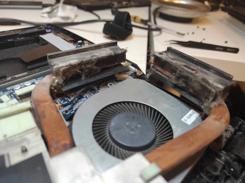 czyszczenie laptopa 3