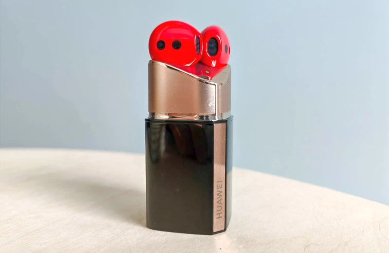 Huawei FreeBuds Lipstick 7