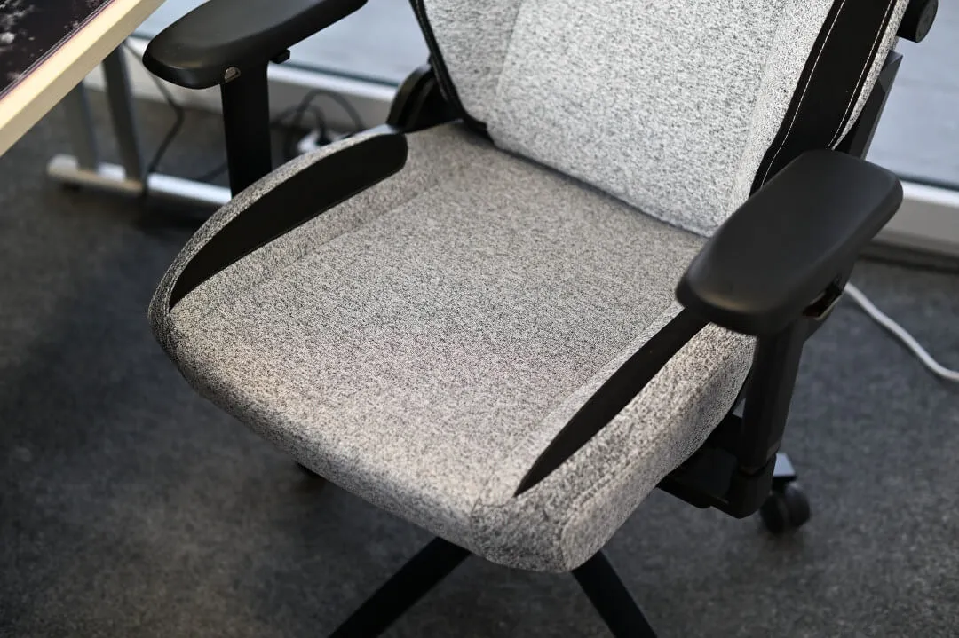 Secretlab TITAN Evo 2022 02