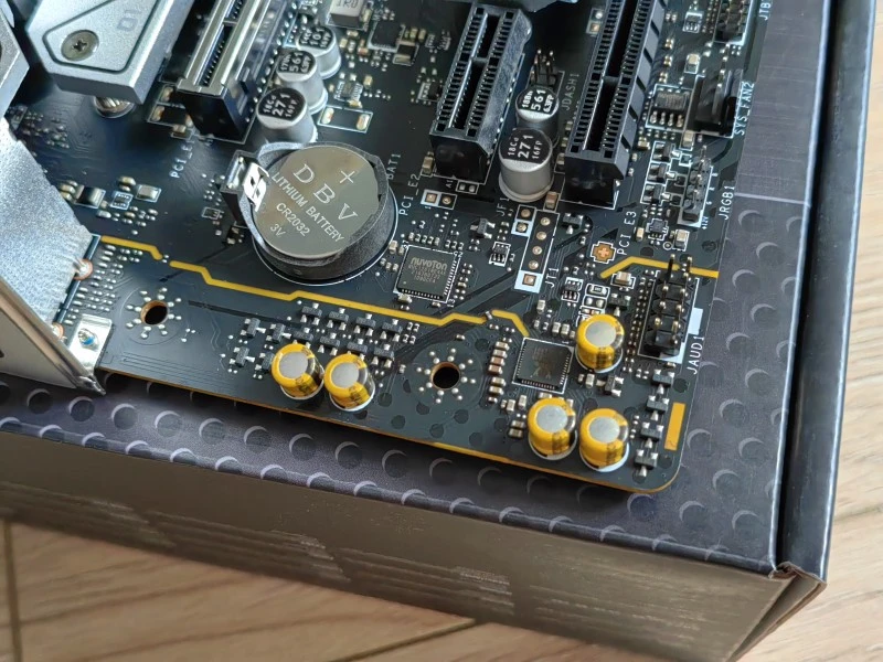 MSI MAG b660m mortar 10