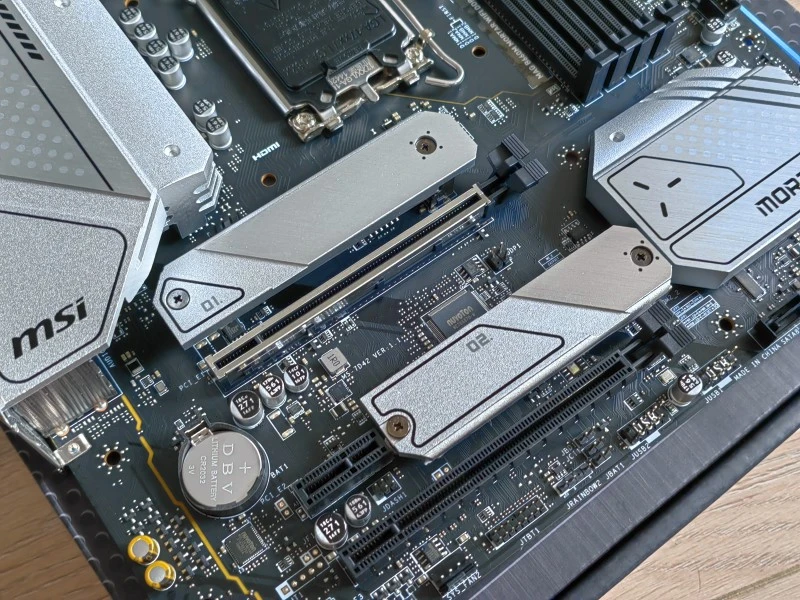 MSI MAG b660m mortar 6