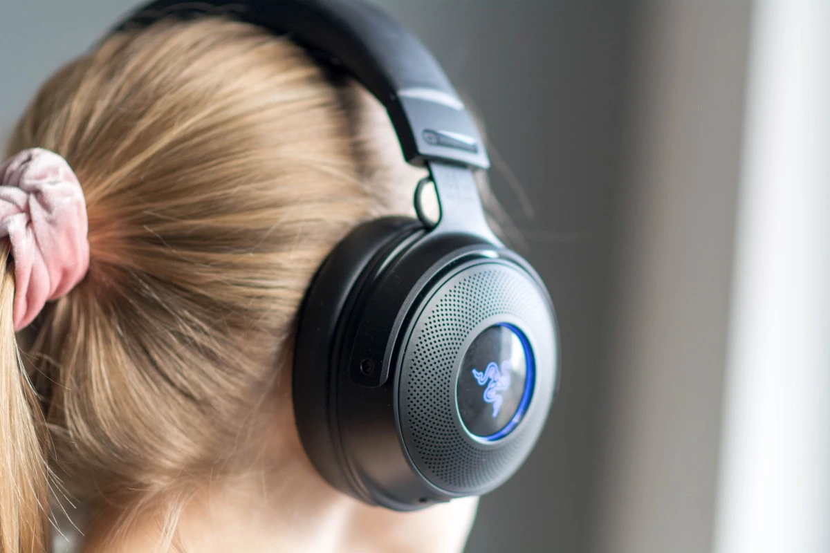 Razer Kraken V3 Pro 4