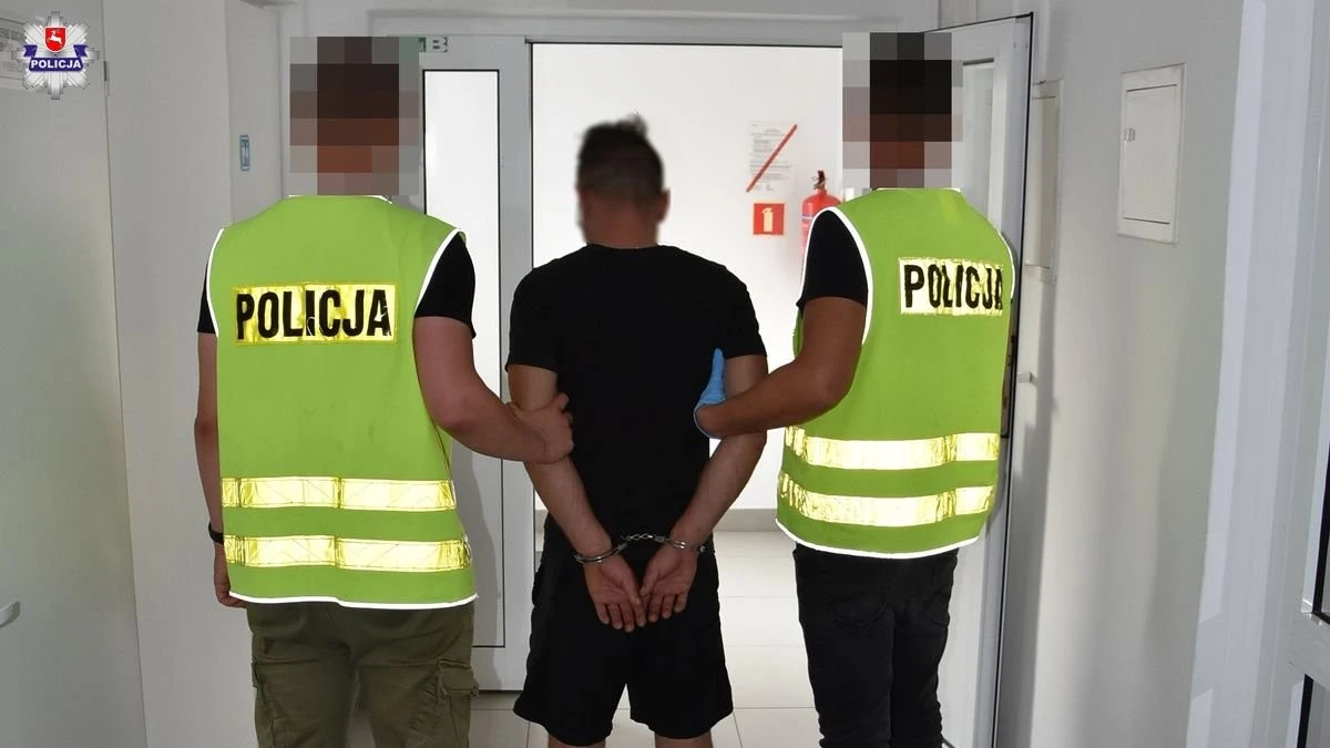 Zostawił smartfon na plaży. Złodziej wypłacił sobie małą fortunę BLIK-iem