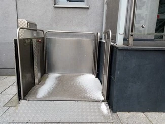 P 20170214 145704 mini