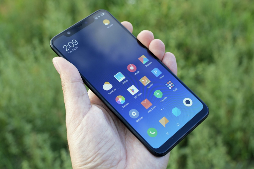Xiaomi Mi 8 4