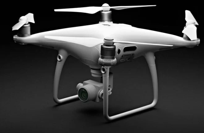 DJI przedstawia drona Phantom 4 PRO
