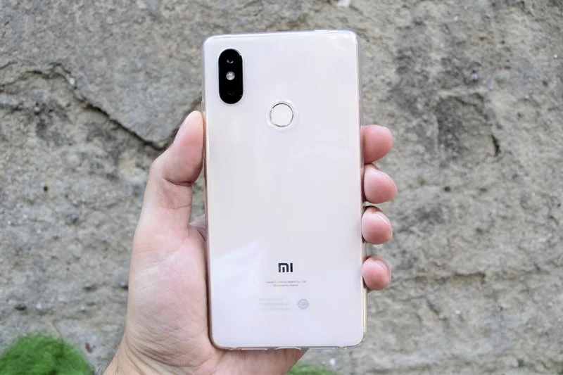 Mi 8 SE smartfon 3