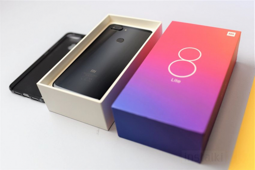 Mi 8 Lite