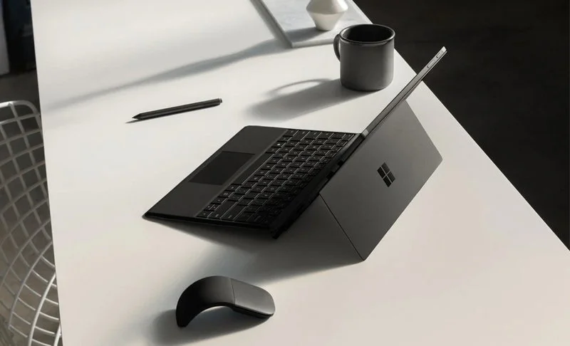 Nowy komputer Surface Pro 6
