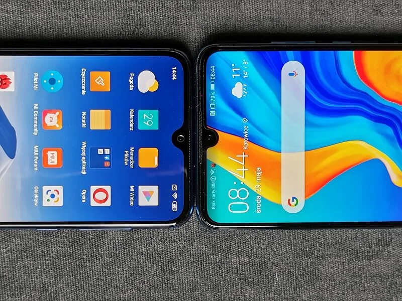 Mi 9 SE vs P30 Lite 9