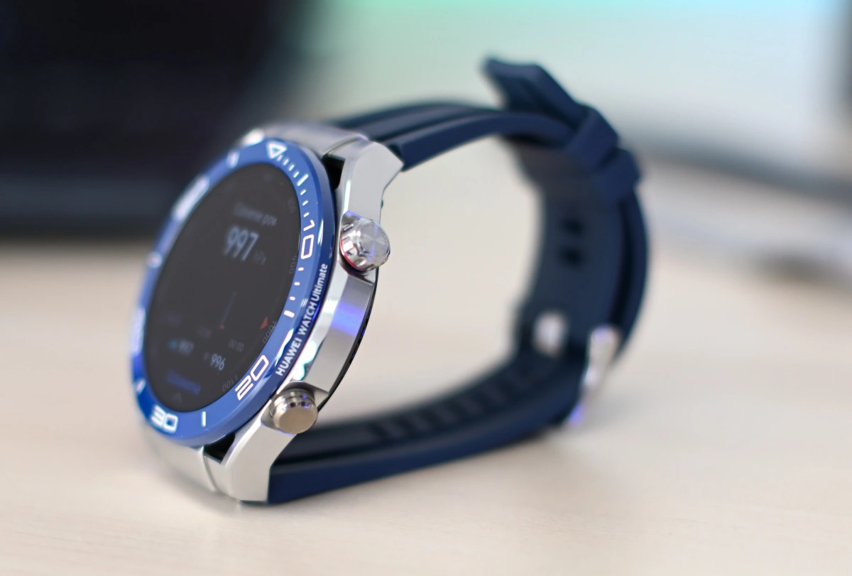 Huawei Watch Ultimate 11