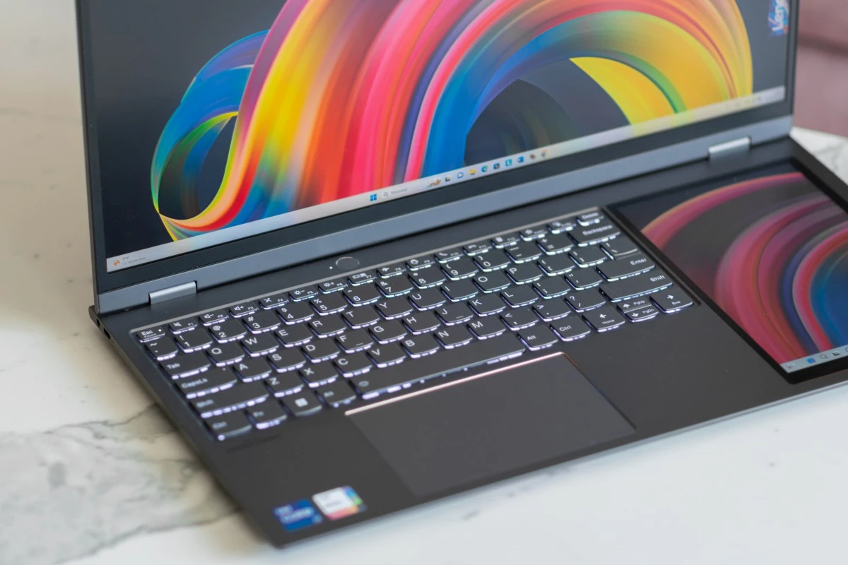 lenovo-thinkbook-plus-gen3-11