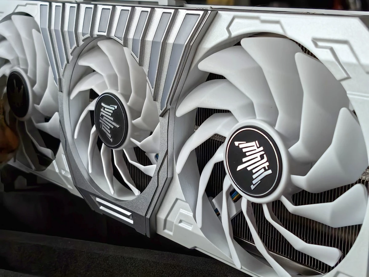 KFA2 GeForce RTX 4090 HOF 8