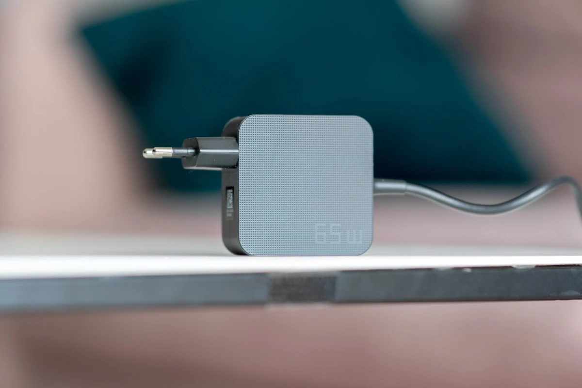 asus-s-13-oled-ux5304-13