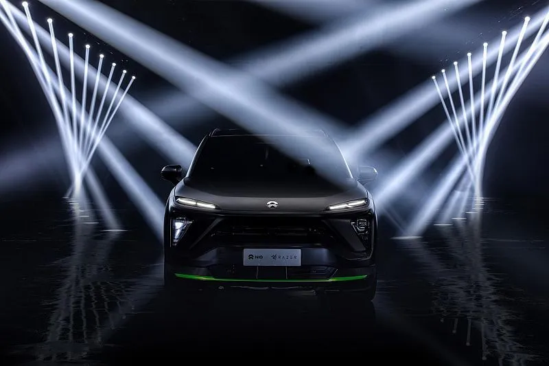 SUV Razer NIO ES6 3