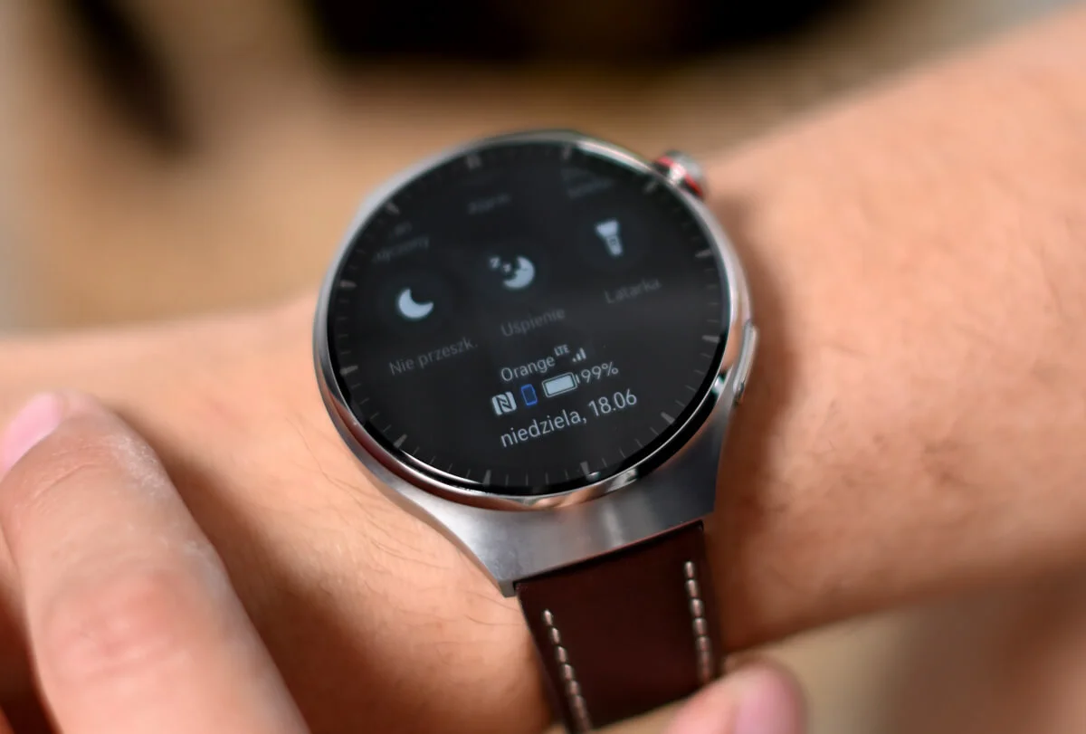 Huawei Watch 4 Pro 18