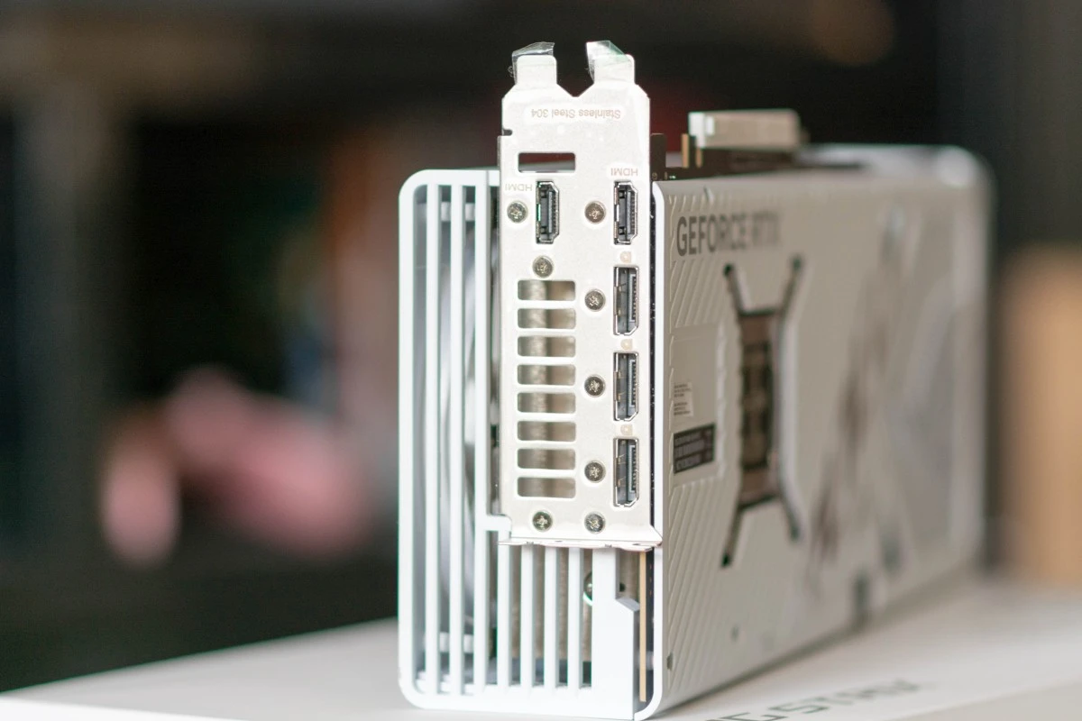 ASUS GeForce RTX 4090 ROG STRIX 10