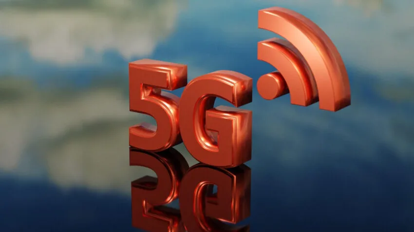 Przeciwnicy 5G poszli do sądu, bo zobaczyli maszt na kościelnej wieży