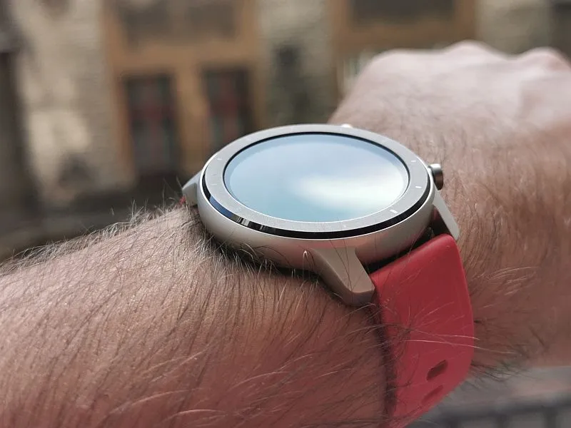 Amazfit GTR 42 mm 18