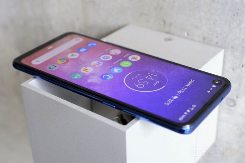 Motorola One Vision 13