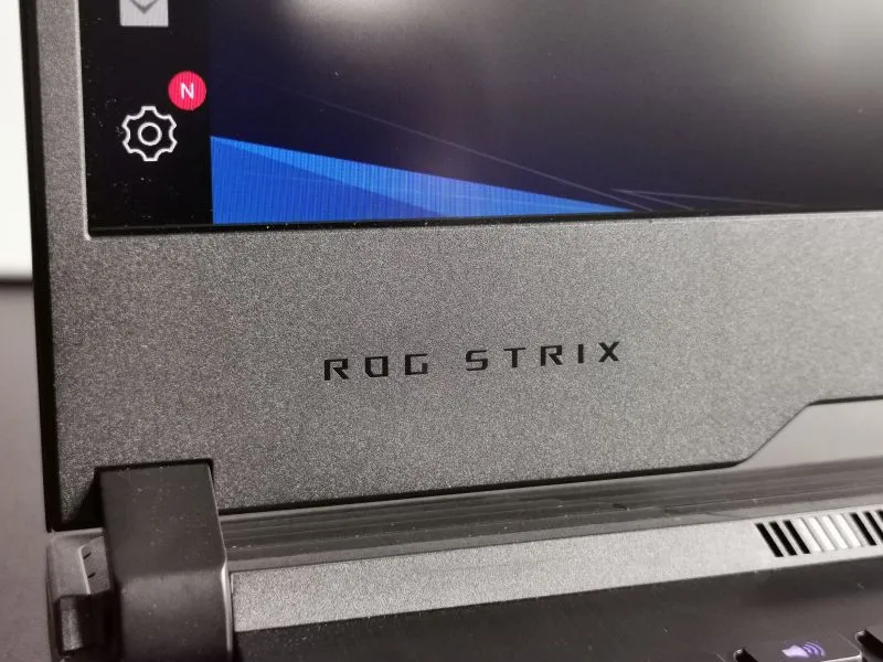Asus ROG Strix Hero III 12