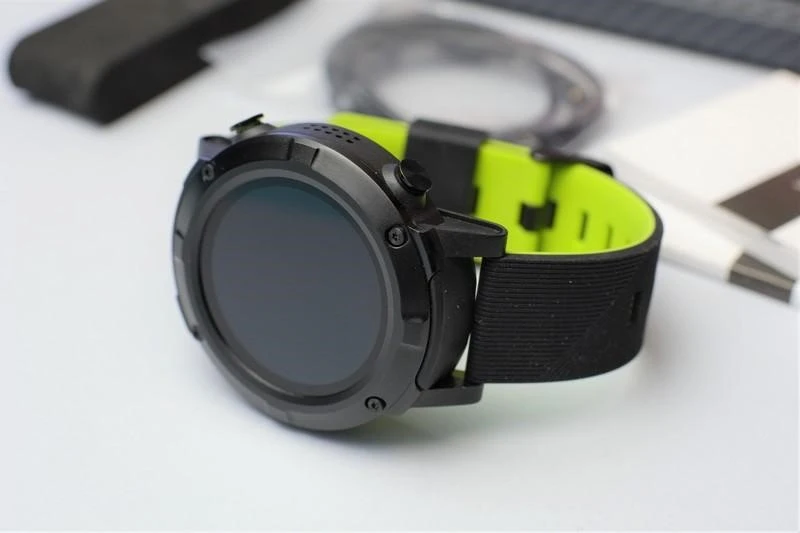 Motus AMOLED recenzja 2