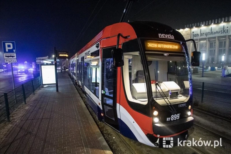 autonomiczny tramwaj krakow