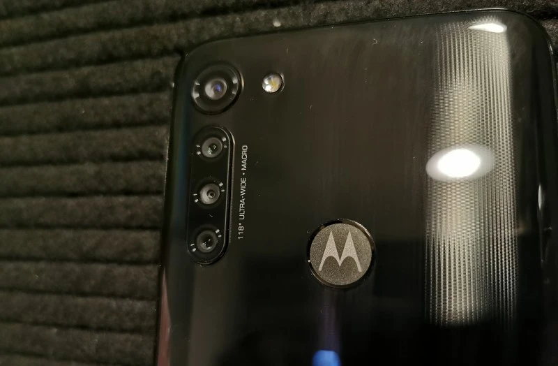moto G8 power 1